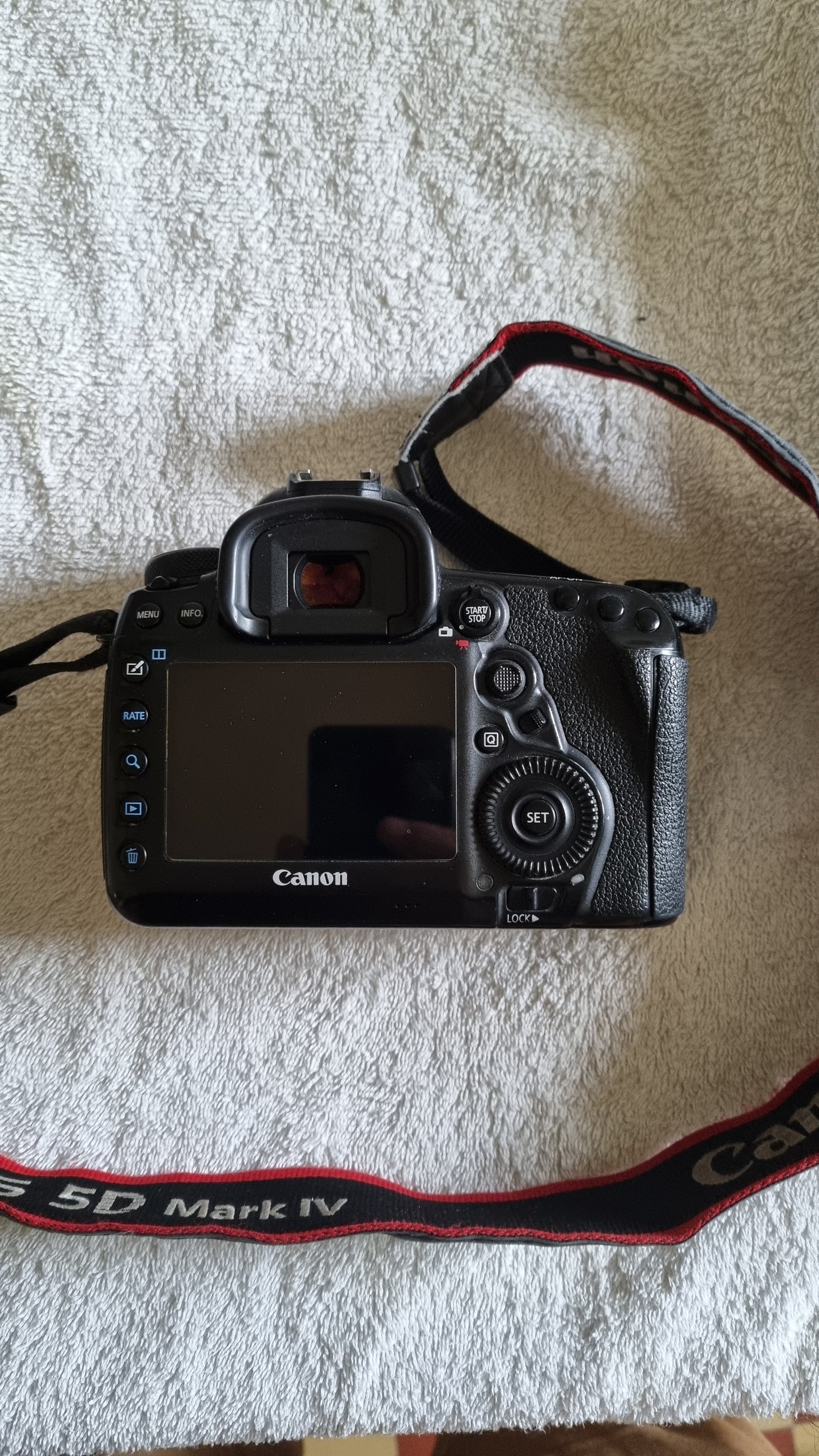 Canon 5D mark IV bon état + garantie