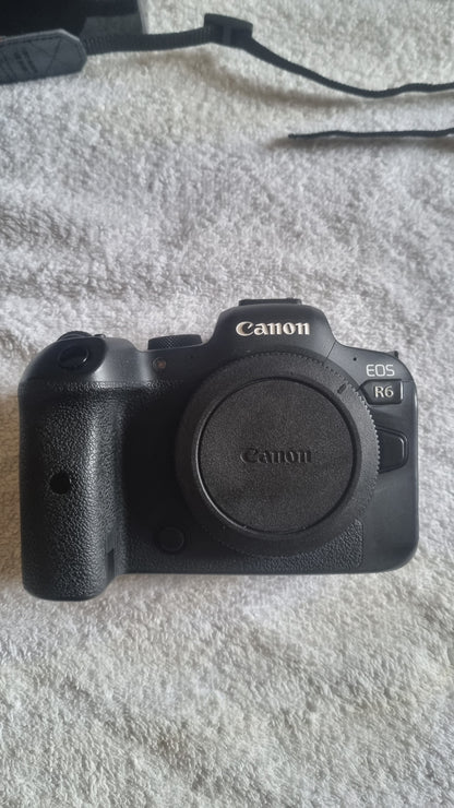Canon R6 très bon état + garantie