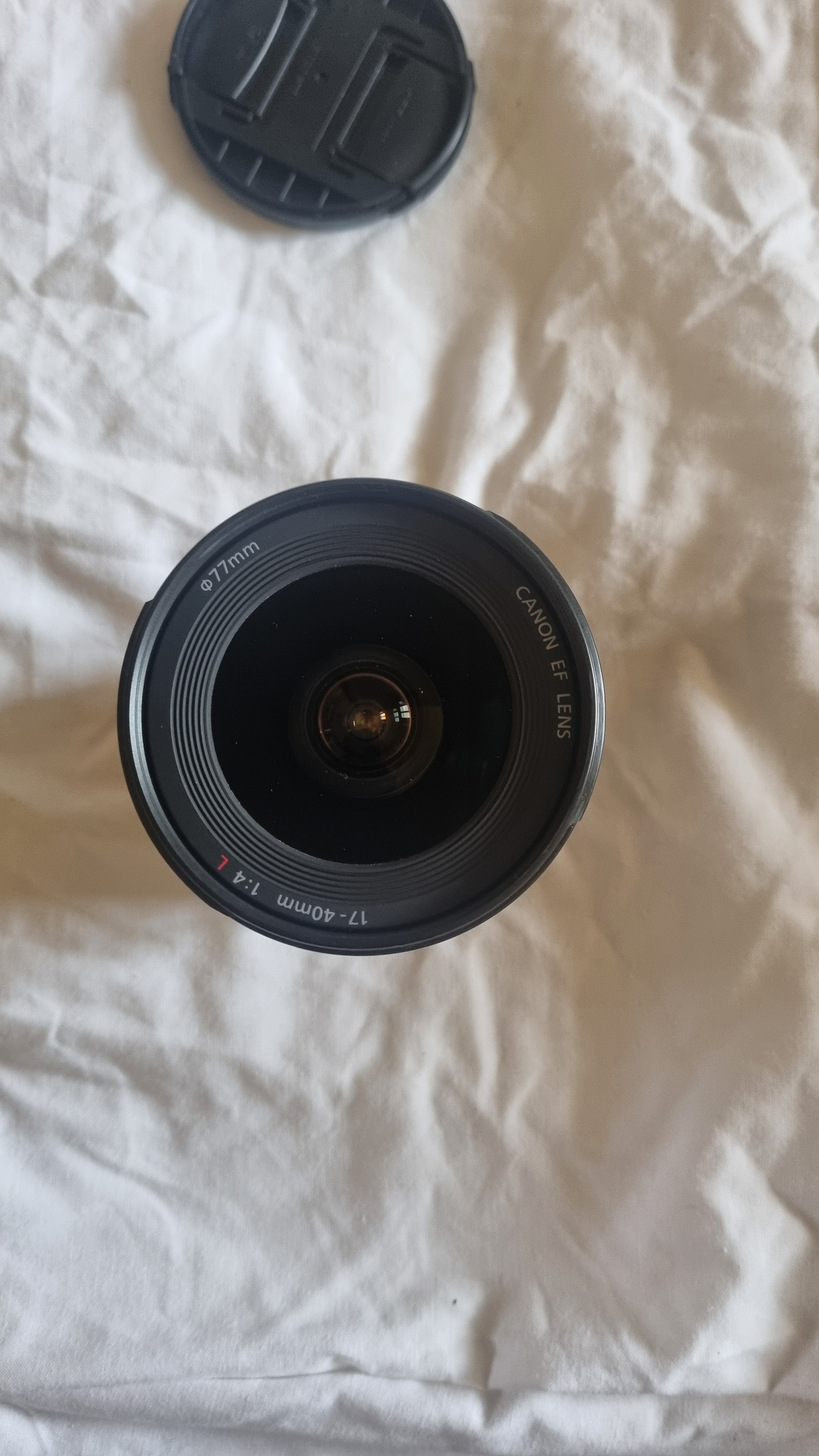 Canon EF L USM 17-40 mm f/4 très bon état + garantie