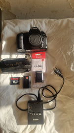 Canon 5d mark ii très bon état + grip + garantie