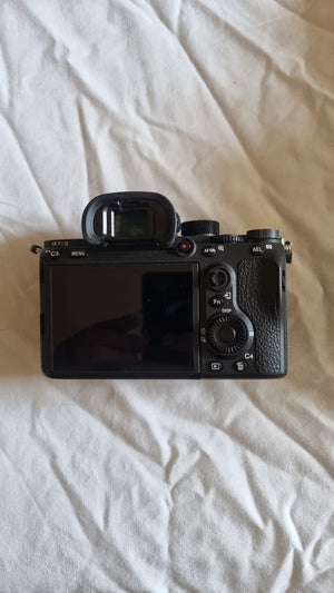 Sony A7R IIIA très bon état (7000 decl) + garantie