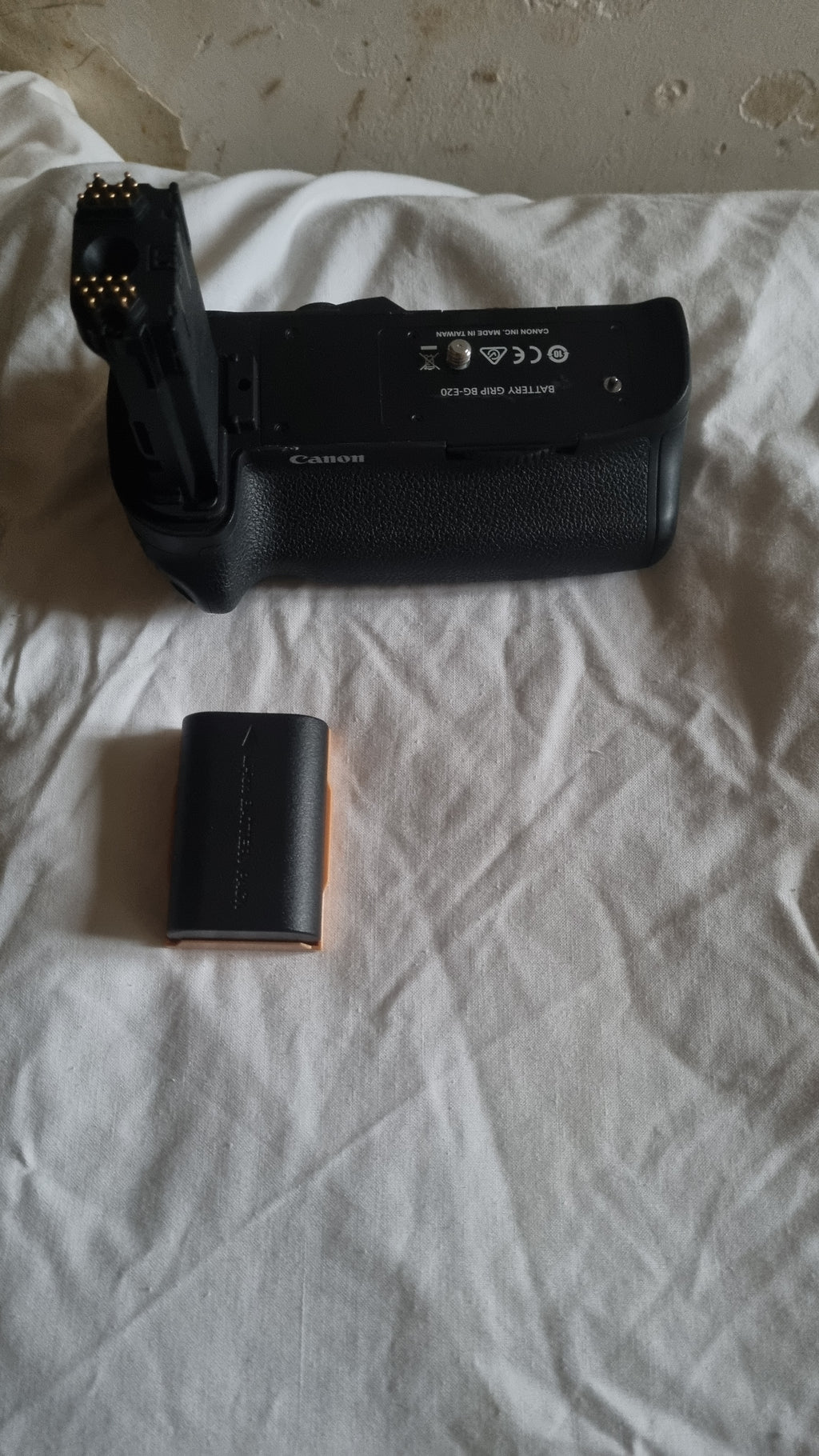 Canon Grip BGE11 Grip (Canon 5D Mark III) very good condition + warranty