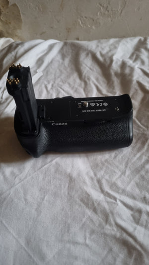Canon Grip BGE11 Grip (Canon 5D Mark III) very good condition + warranty