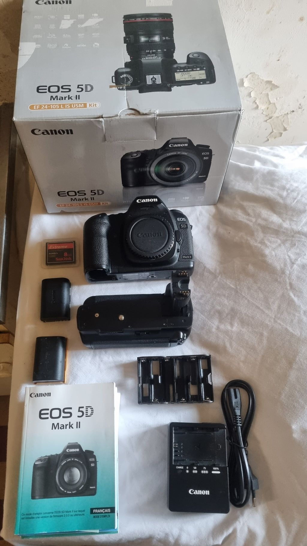 Canon 5d mark ii état neuf 13 000 décl + grip + garantie