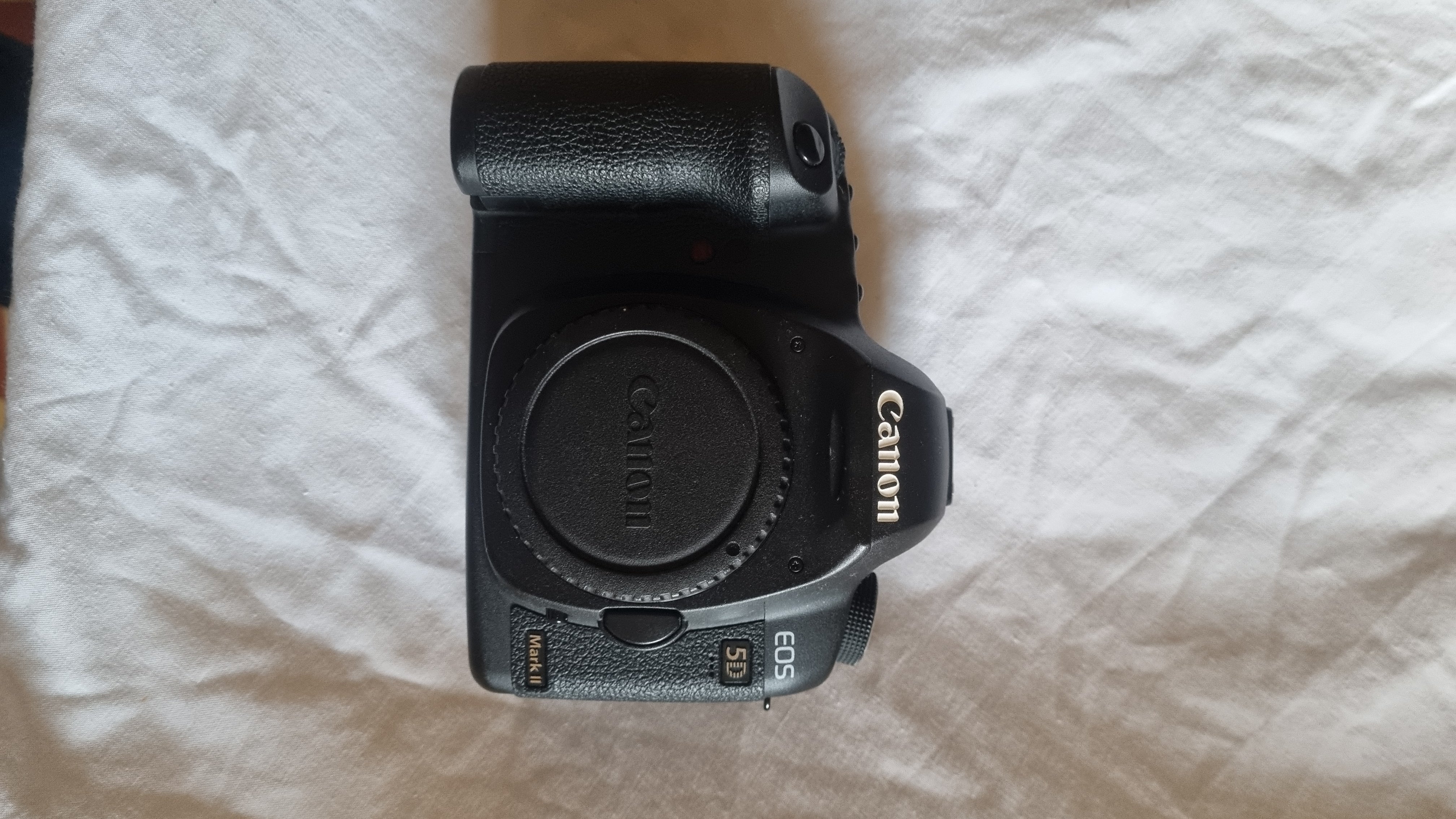 Canon 5d mark ii état neuf 13 000 décl + grip + garantie