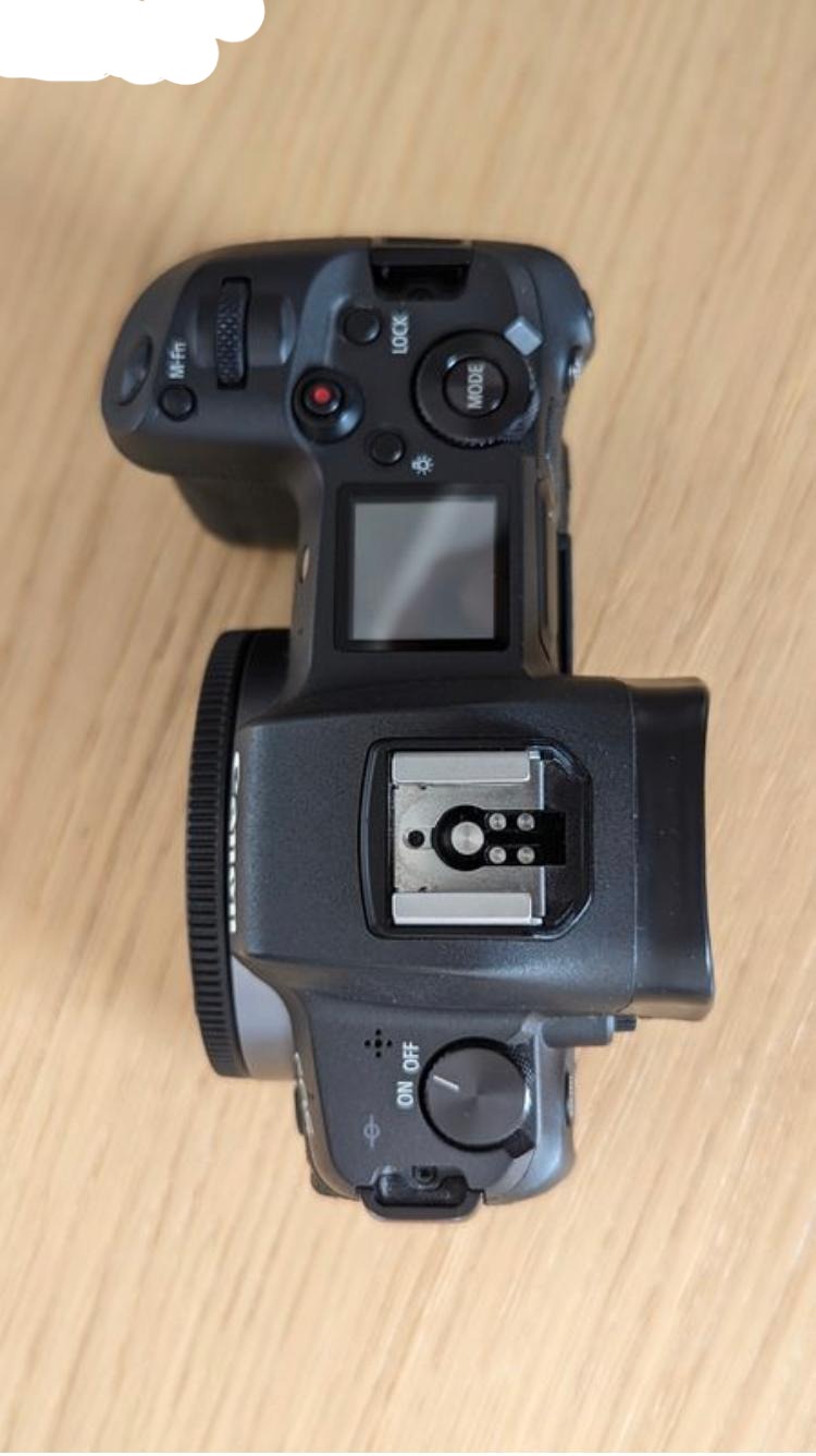 Canon R très bon état + bague d'adaptation + garantie