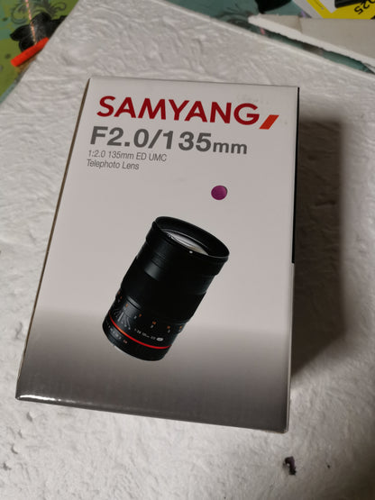 SAMYANG 135 mm f2.0 ED UMC pour Sony E neuf + garantie