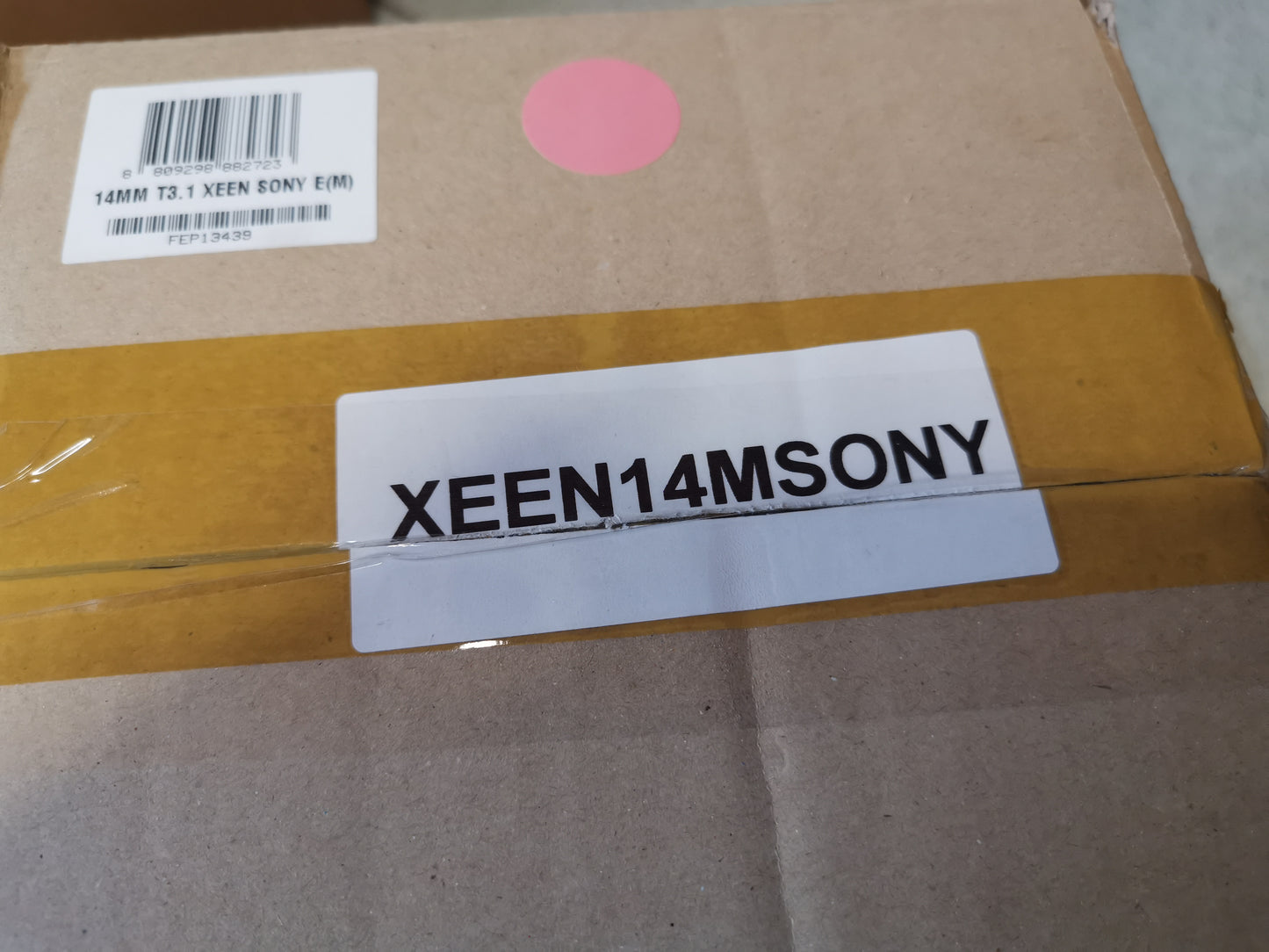 SAMYANG XEEN 14 mm T3.1 Cinéma pour Sony E neuf + garantie