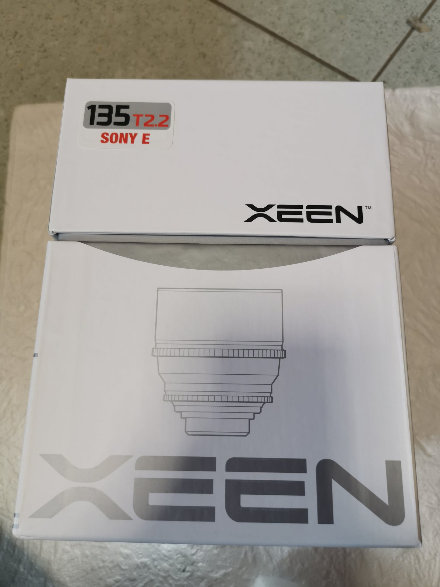 SAMYANG XEEN 135 mm T2.2 Cinéma pour Sony E neuf + garantie