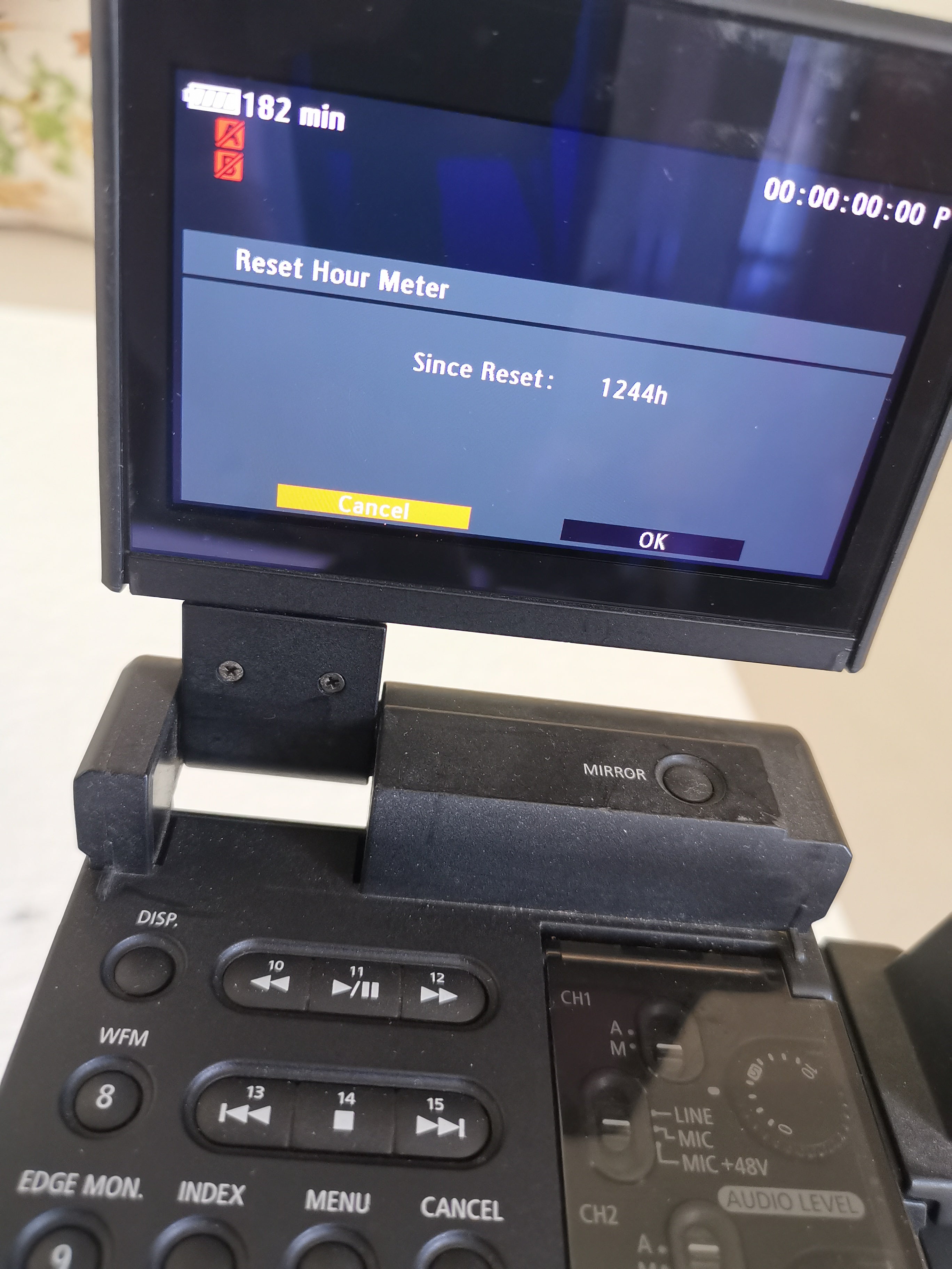 Canon C300 très bon état 1200H + garantie