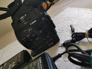 Canon C300 très bon état 1200H + garantie