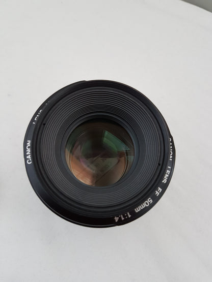 Canon EF USM 50 mm f/1,4 bon état + garantie