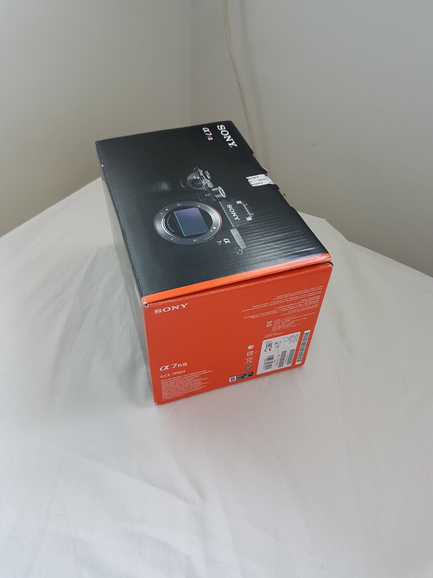 Sony a7r iii neuf facture + garantie 2 ans