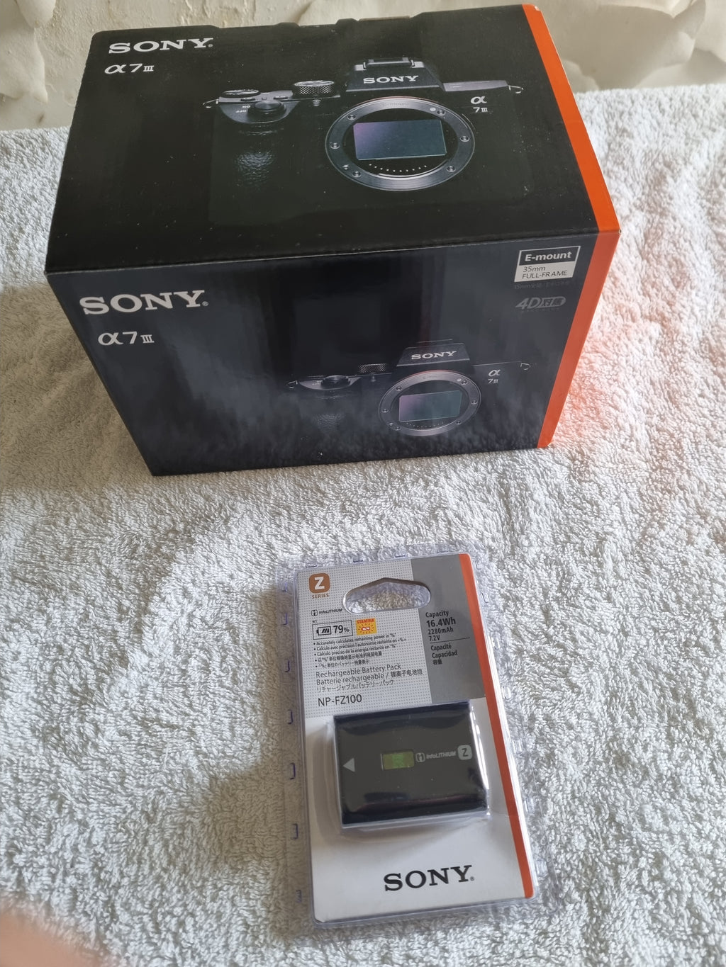 Sony A7 III neuf facture + garantie 2 ans