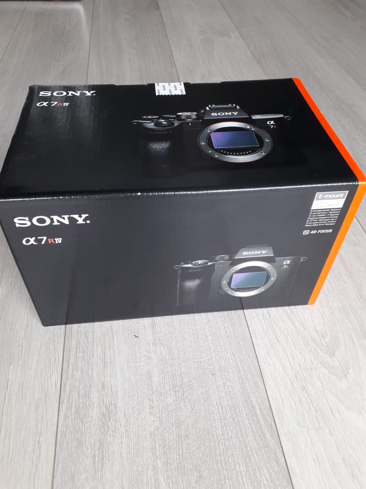 Sony a7r IV neuf facture + garantie 2 ans