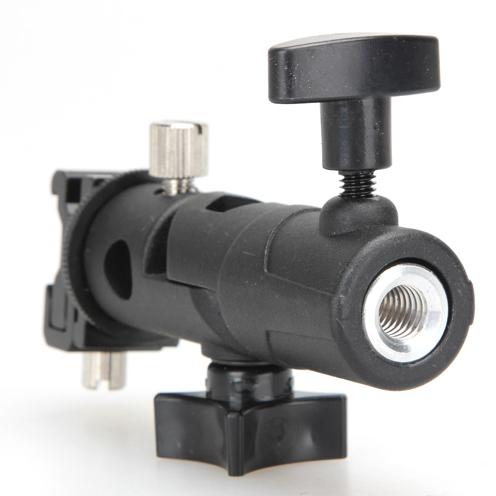 Support pivotant pour fixer un ou plusieurs flash et un parapluie réflecteur à un trépied