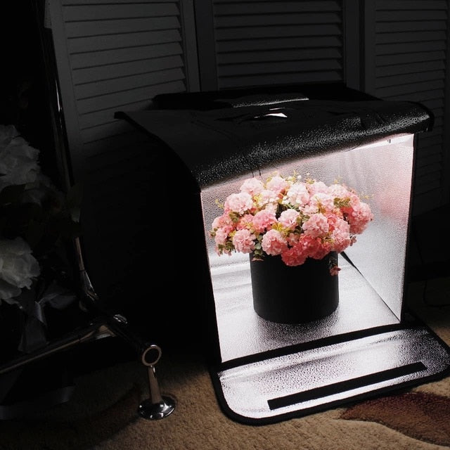 SOFTBOX TRAVOR F40 40*40 cm + LED + Fond Blanc, jaune et noir